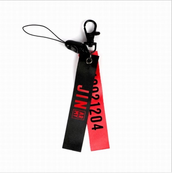 BTS ���������� JIN��˫ɫ����Կ�׿۹Ҽ� 10X2CM 5������ ��ǰ3��Ԥ��