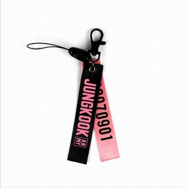 BTS ���������� JUNGKOOK��˫ɫ����Կ�׿۹Ҽ� 10X2CM 5������ ��ǰ3��Ԥ��